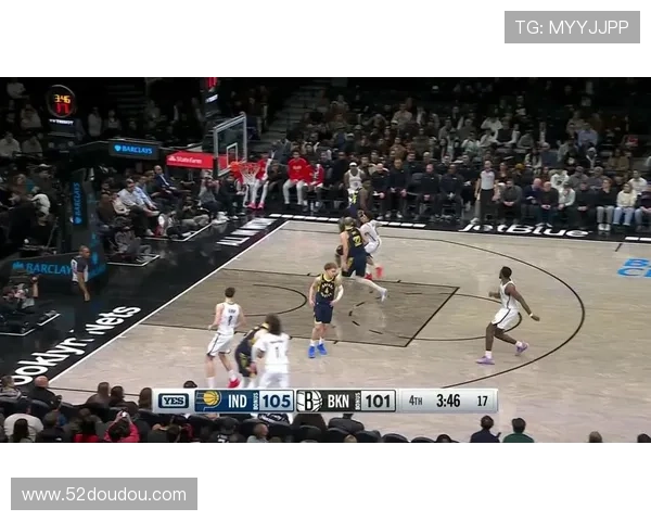 [NBA]詹姆斯强突篮下 抛投打板命中打成2+1.